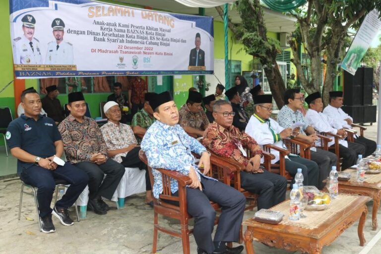 Baznas Kota Binjai Laksanakan Khitan Massal