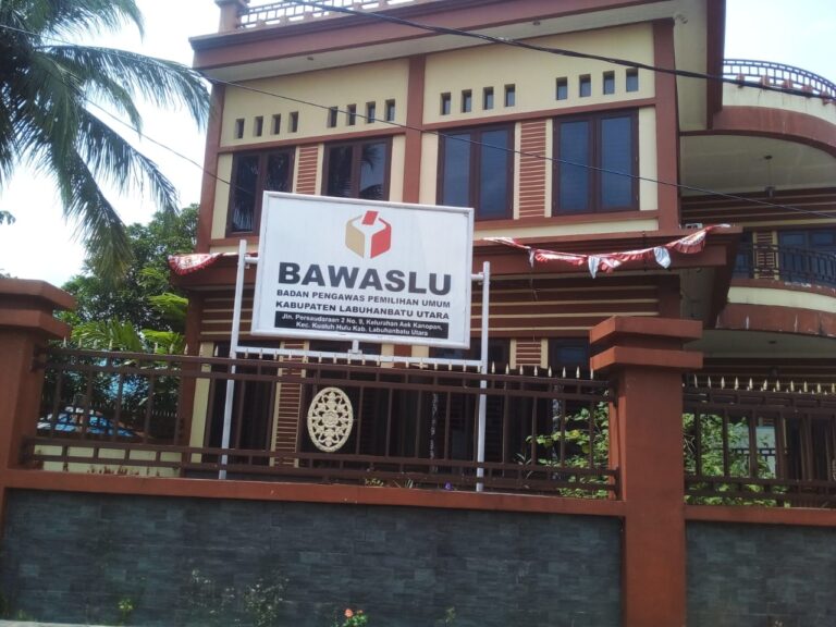 Bawaslu Labura Terima Pengaduan Masyarakat Terkait Kinerja KPU
