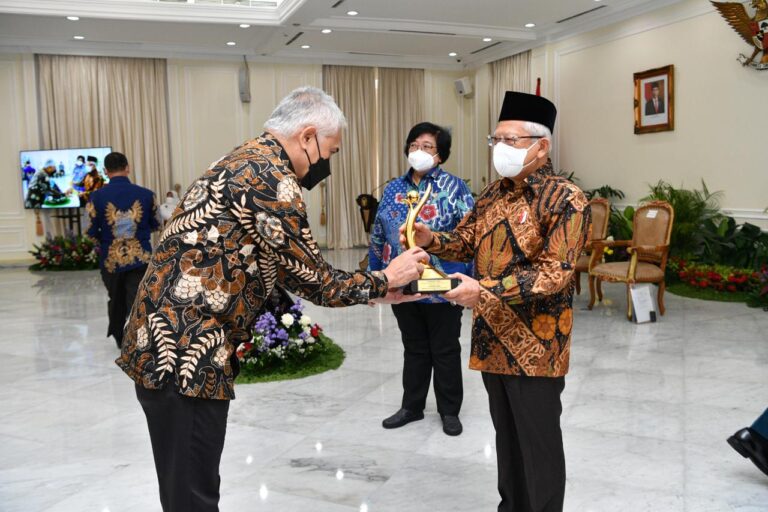 Konsisten Lingkungan dan Pemas, Bio Farma Kembali Raih Penghargaan PROPER Kategori Emas