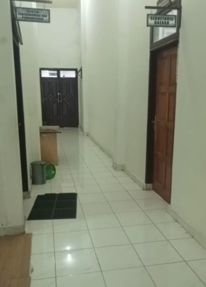 Hari Kerja Perdana 2023, Bupati Samosir Tidak Masuk Kantor