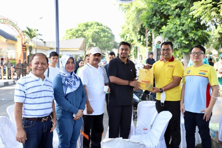 Wawako Binjai Ikuti Car Free Day dan Kunjungi Layanan Amir Jempol