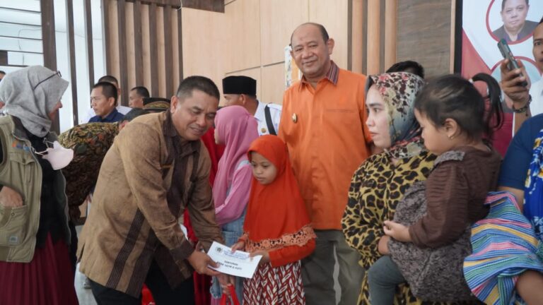 Plt Bupati Langkat Apresiasi Kegiatan Bakti Sosial Bantuan Pangan Pencegahan Stunting PWI Langkat