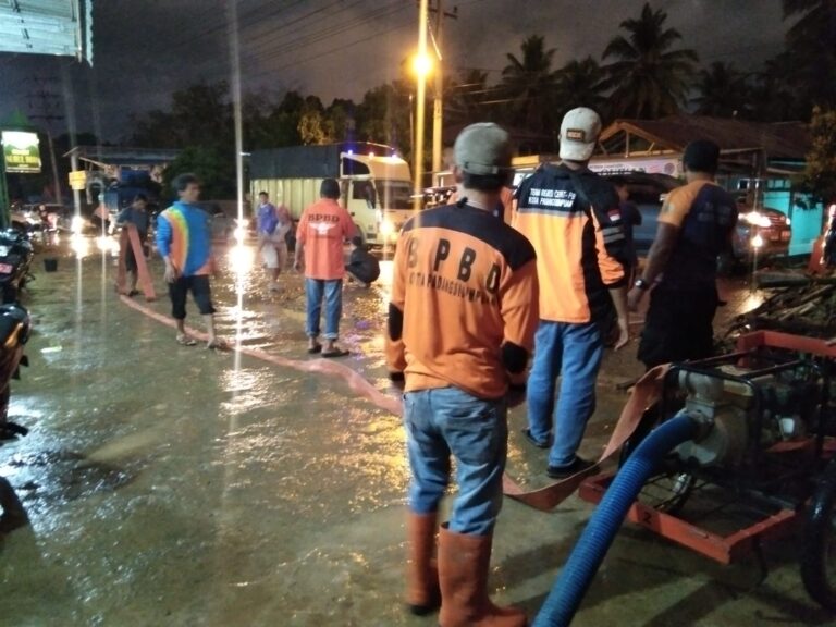 Pemko Sidempuan Gercep Tangani Pemukiman Penduduk Terkena Banjir Dan Genangan Air