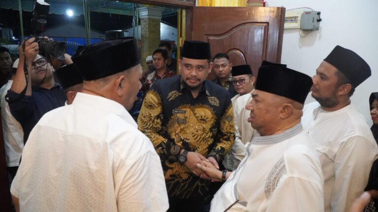 Pimpinan Daerah di Sumut Ikut Tahlilan Sampaikan Bela Sungkawa ke Ondim