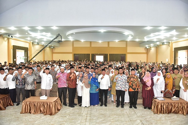 Buka Pesantren Kilat Ramadan, Edy Rahmayadi Motivasi Ribuan Siswa SMA/SMK