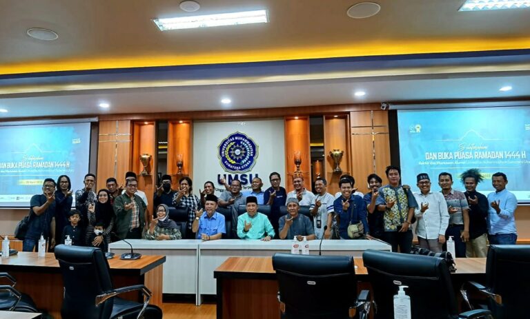 Buka Puasa Rektor Agussani Bersama Wartawan Alumni: Kemajuan UMSU Membanggakan