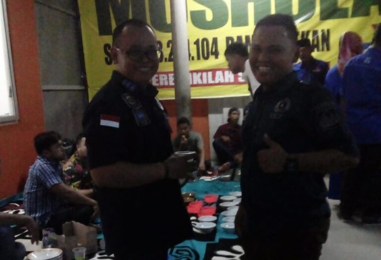 Pengurus Demokrat Labura Buka Bersama Bersama Masyarakat