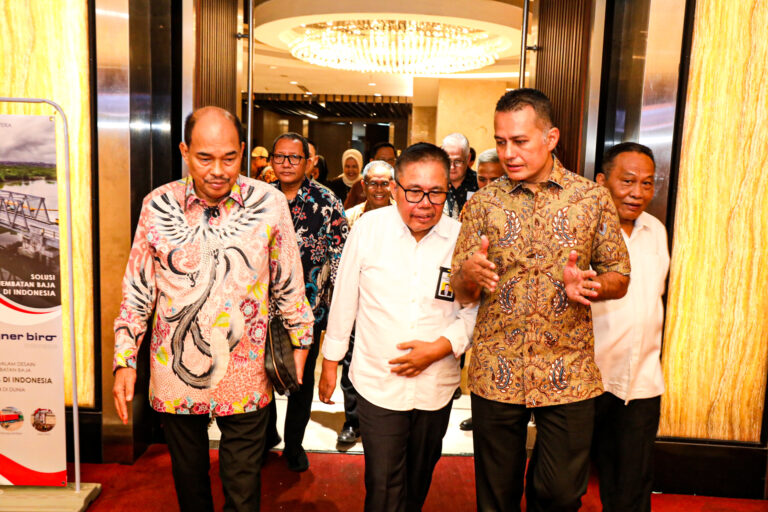 Berikut Harapan Ijeck Saat Buka Seminar Nasional Solusi Jembatan Bentang Panjang