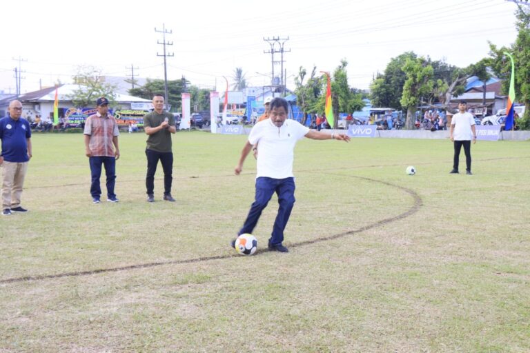 Amir Buka Turnamen Sepak Bola U-17 Piala Wali Kota Binjai Tahun 2023