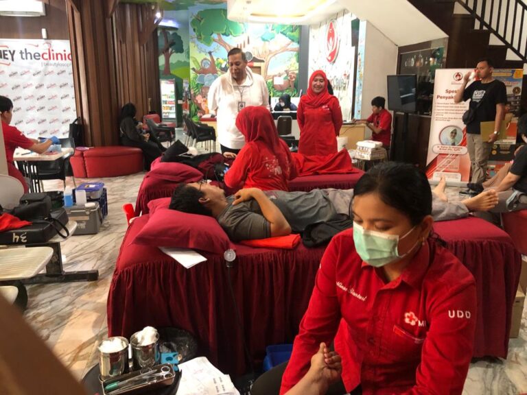 Kiliney Sekip Gandeng The Clinic Beautylosophy Gelar Donor Darah