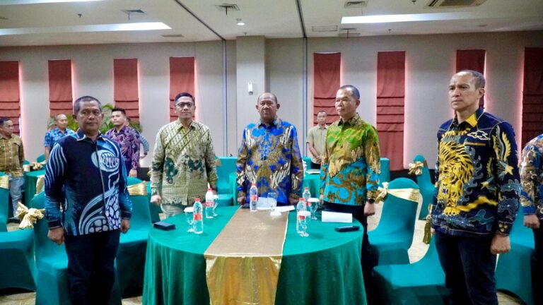Langkat 10 Besar Nominasi Harmonis, Syah Afandin Terima Penghargaan ASN BerAKHLAK