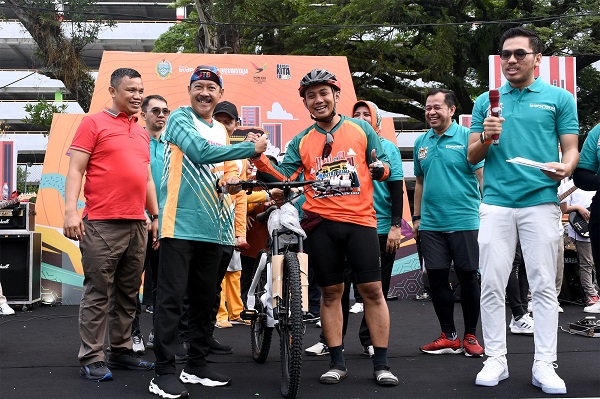 Sekdaprov Sumut Lepas Peserta Bike Week North Sumatera Heritage Tourism 2023