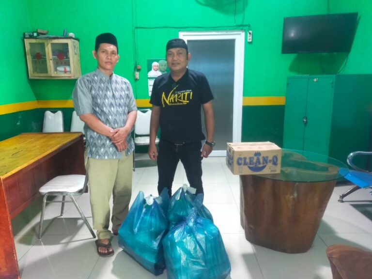 Bakopam Sumut Bakti Sosial, Serahkan Makanan Ke Panti Asuhan Alwashliyah