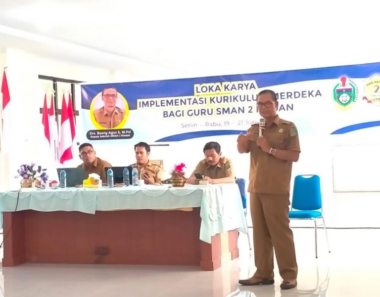 Guru SMAN 2 Medan Ikuti Lokakarya IKM, Drs. Buang Agus: Tingkatan Kualitas!