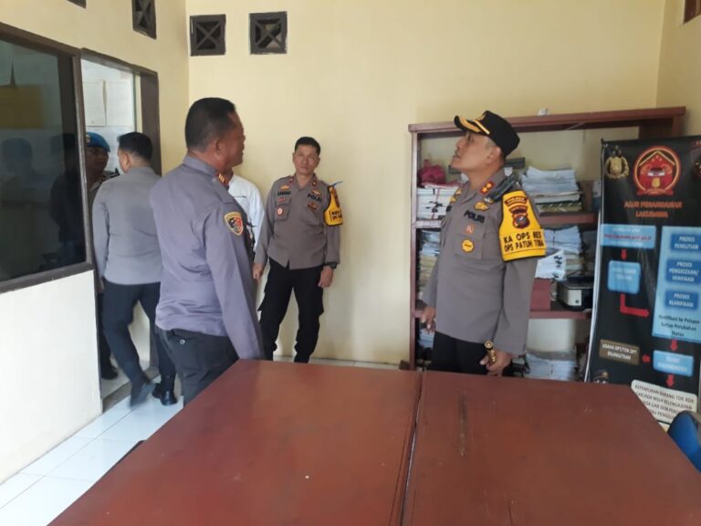 Kapolres Sidimpuan Tinjau Kelayakan Bangunan Polsek Hutaimbaru dan Batunadua