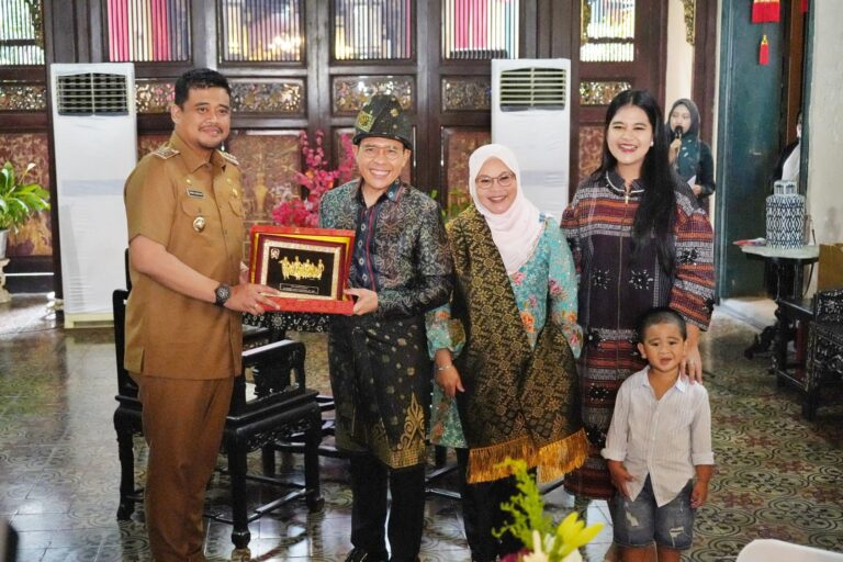 Wali Kota Medan Tawarkan Investasi Bidang Kesehatan ke Menteri Singapura