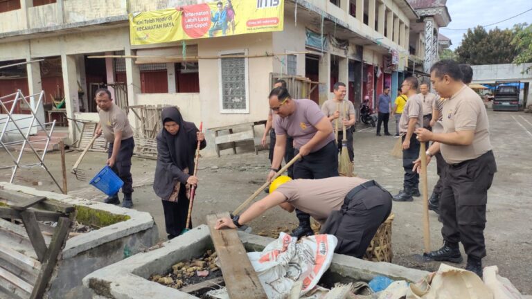 Polres Simalungun Gelar Kegiatan Polisi Peduli Lingkungan