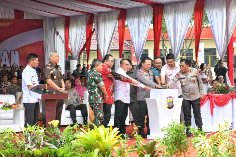 RS Bhayangkara Medan Diresmikan Kapolri, Berikut Pesan Edy Rahmayadi
