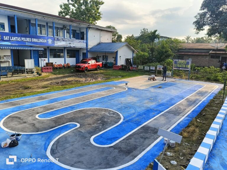 Uji Praktek SIM Polres Simalungun: Angka 8 Diganti Huruf S