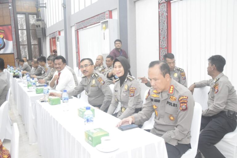 Polrestabes Medan Hadiri Perjanjian Kerjasama Polri dengan KPU