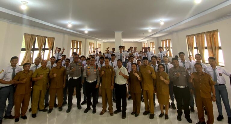 Sosialisasi Lalu Lintas, Satlantas Polrestabes Medan Semakin Dekat dengan Siswa