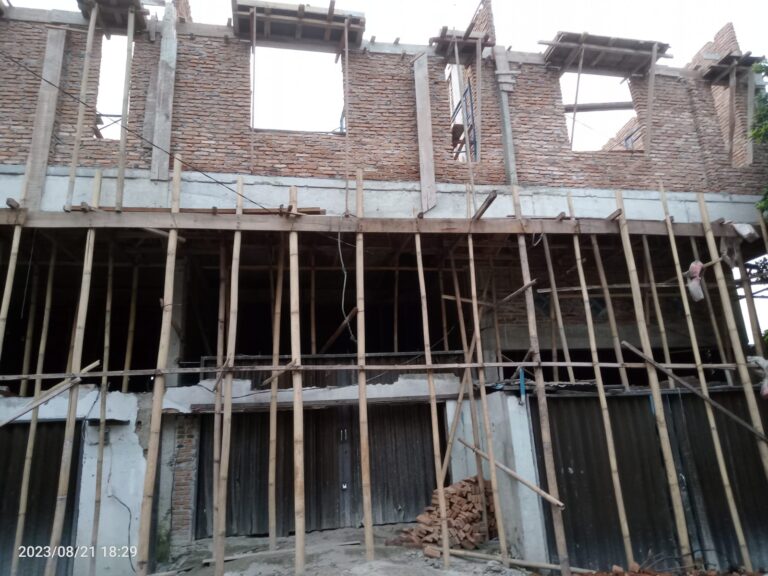 Miris, Camat Medan Johor Biarkan Bangunan Ruko Bebas Berdiri Tanpa Plang PBG