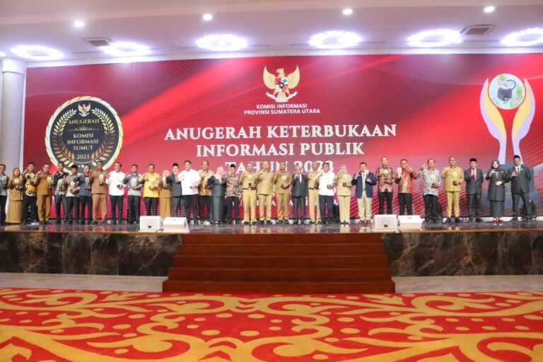Kota Binjai Raih Penghargaan Kota Informatif dalam Penganugerahan Keterbukaan Informasi Publik se-Sumut