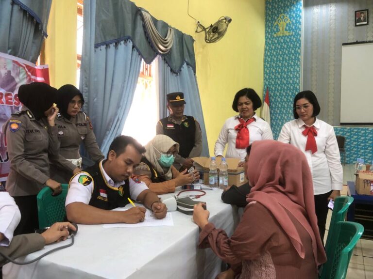 Japaham : Terimakasih Kepada Polwan Polres Padangsidimpuan Peduli Kesehatan Warga Binaan