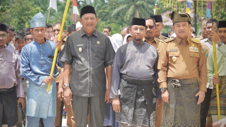 Plt Bupati Langkat bersama Pj Gubernur Sumut Hadiri Peresmian SMK Peternakan Prof DR H Mohd Hatta