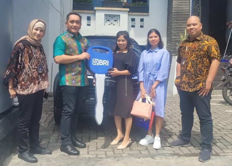 BRI Medan Thamrin Berikan Hadiah Utama Simpedes Semester II Tahun 2022