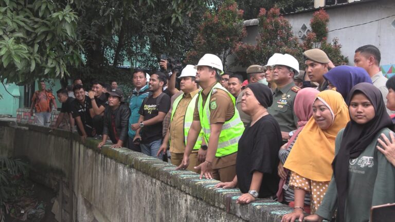 Wali Kota Medan Targetkan Pelebaran Parit Emas Selesai Desember