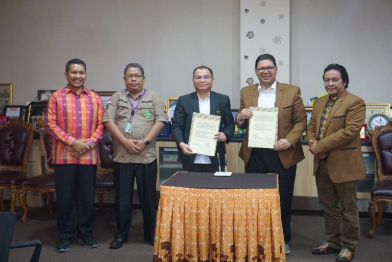 Universitas Dharmawangsa Medan dan Unilak Pekanbaru Jalin Kerjasama