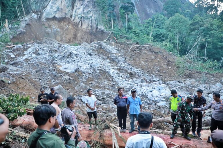 Longsor di Kecamatan Raya Kahean Simalungun, Dua Korban Tertimbun Tanah Reruntuhan