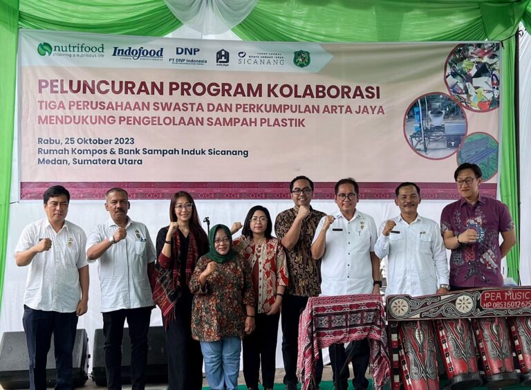 Tiga Perusahaan Swasta Berkolaborasi Memberikan Dukungan kepada Organisasi Pengelolaan Sampah Berbasis Masyarakat