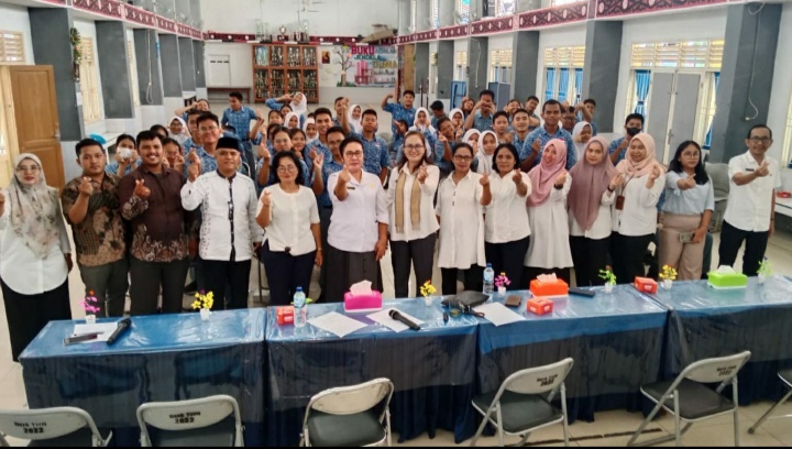 DP3AKB Tetapkan SMAN 8 Medan Sebagai Sekolah Siaga Kependudukan