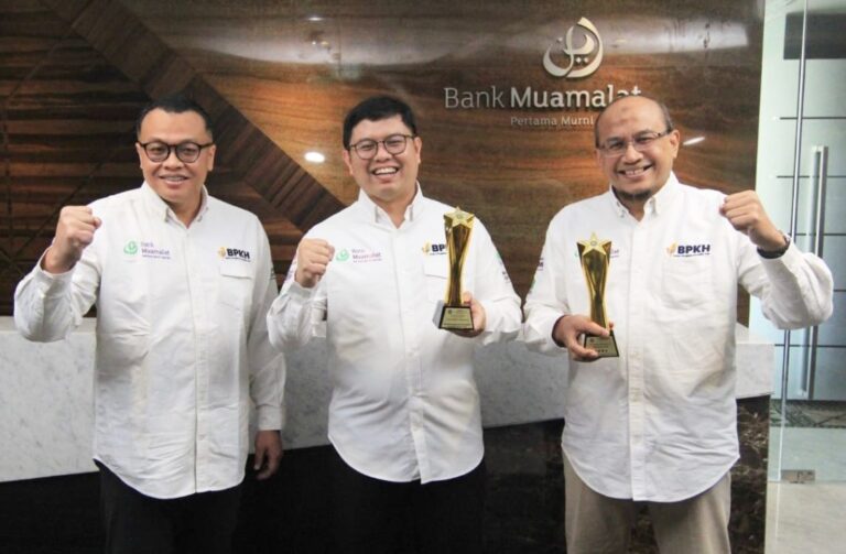 Bank Muamalat Raih 2 Penghargaan  TOP Human Capital Awards 2023