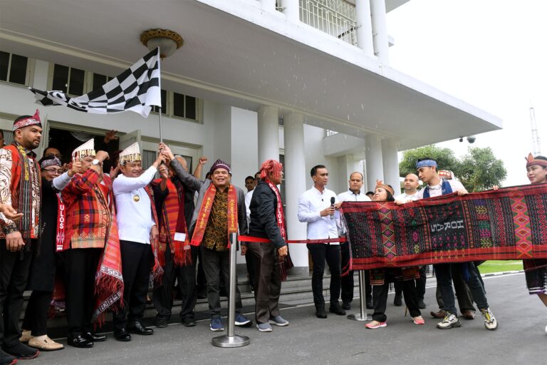 Pj Gubernur Sumut Harapkan Hari Ulos Nasional Ditetapkan Pemerintah Pusat