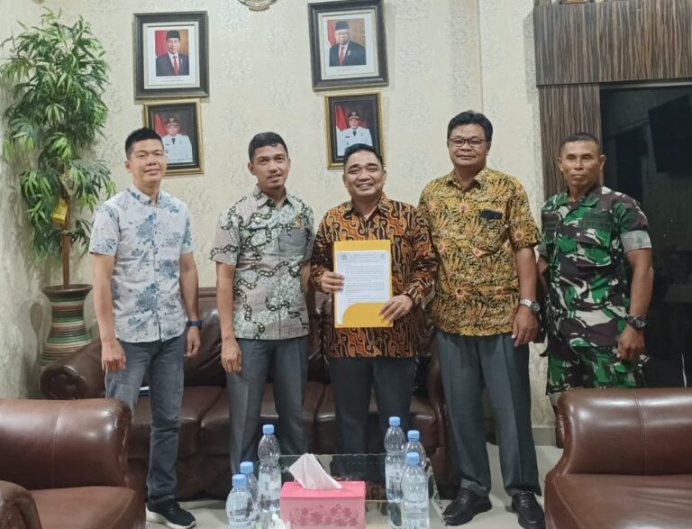 Panitia Natal Oikoumene Medan Utara Audensi ke Camat Labuhan - Danramil Marelan