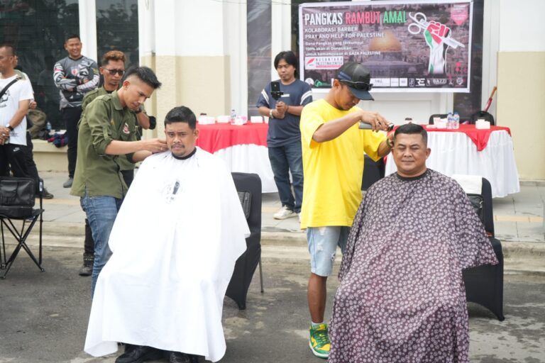 Peduli Palestina, Wali Kota Bersama Dandim 0201/Medan Potong Rambut Bersama