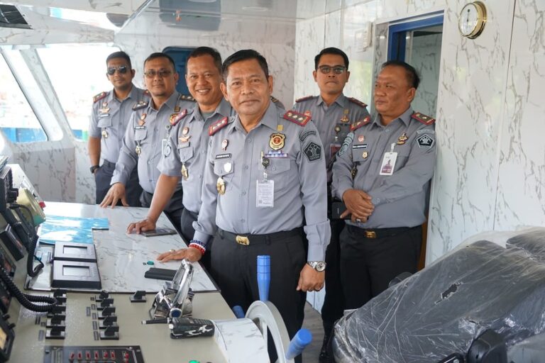 Kalapas Medan Studi Tiru ke Nusakambangan