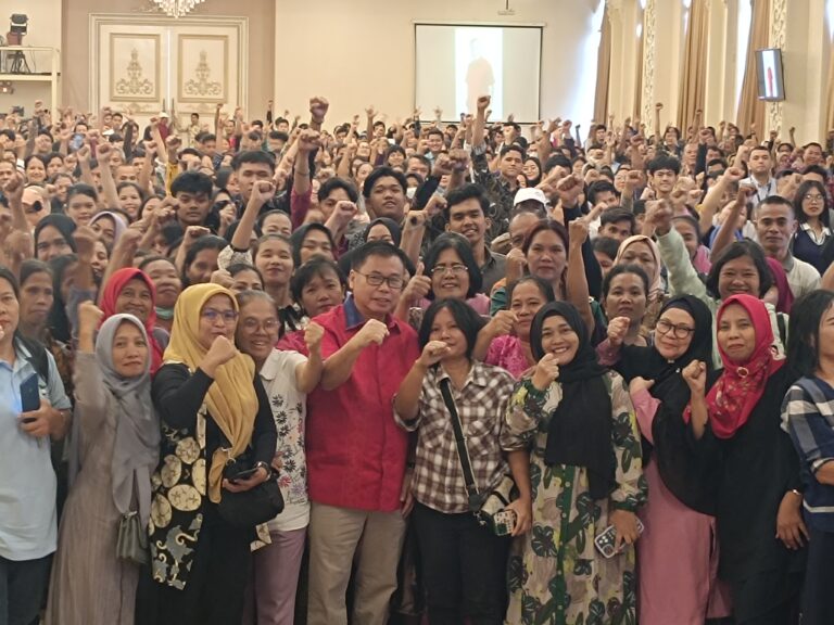 “Terimakasih, Terimakasih, Terimakasih Pak Sofyan Tan”