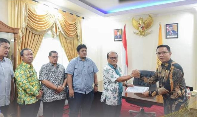 Letnan Dalimunthe Berikan Amanah Kepada Roni Gunawan Sebagai Plt Sekda Pemkot Padangsidimpuan