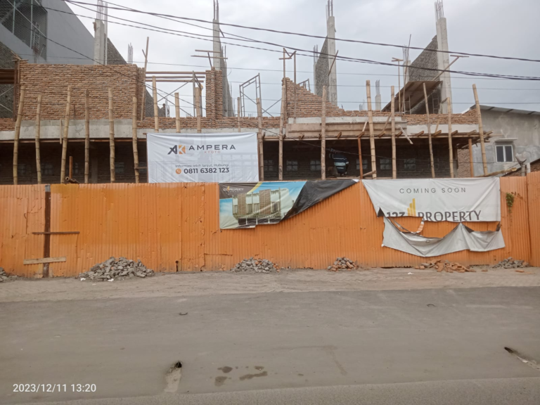Lapor Pak Camat!! Perumahan Ampera Kyoto di Jalan Ampera Tanpa Plang PBG