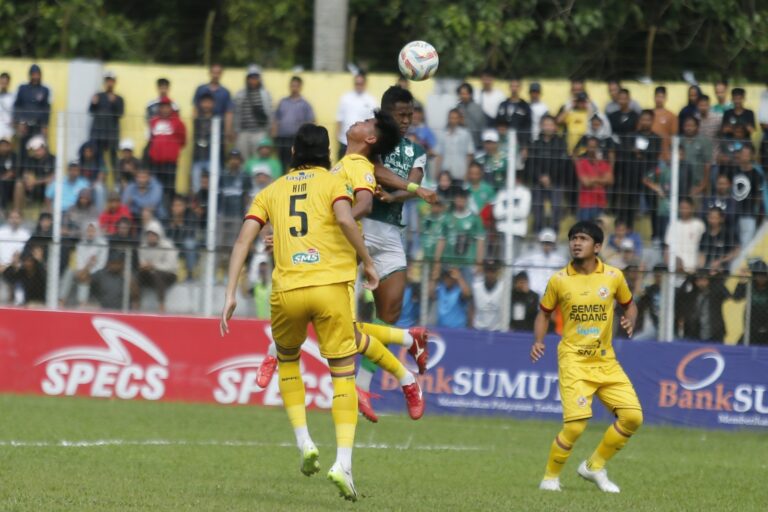 PSMS Berbagi Poin Dengan Semen Padang Setelah Pertandingan Panas