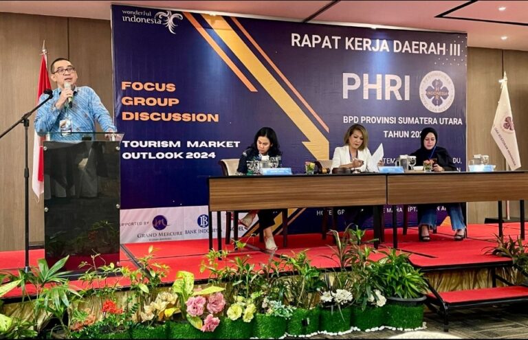 Rakerda Ketiga PHRI Sumut Bahas Outlook Ekonomi 2024