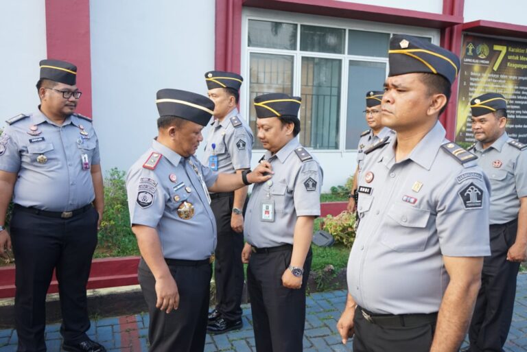 Kalapas Kelas I Medan Pimpin Apel Pemeriksaan Kelengkapan Atribut