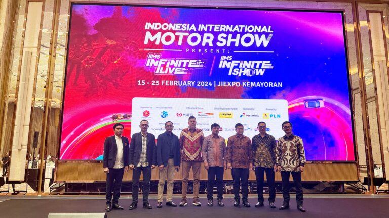 Sinergi Danamon Bersama Adira Finance dan MUFG, Tawarkan Solusi Finansial dari Hulu ke Hilir dalam IIMS 2024