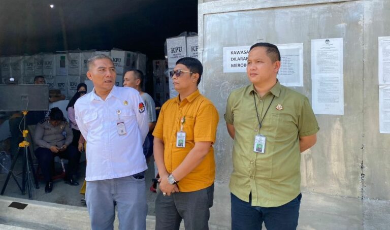 Hadiri Pelepasan dan Pendistribusian Logistik, Kejari Medan Siap Sukseskan Pemilu 2024