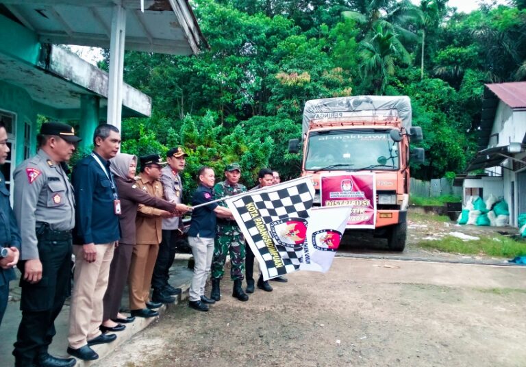 KPU Kota Padangsidimpuan Targetkan Logistik Sampai ke TPS