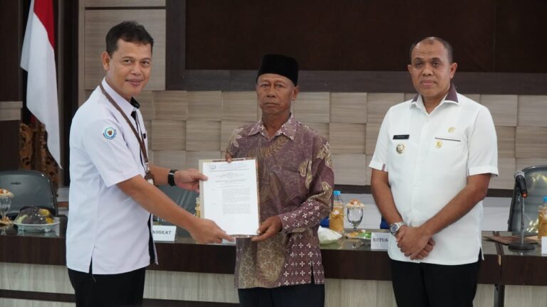 Dapat Bantuan Program Tambak Klaster Udang, Berikut Kata Faisal Hasrimy